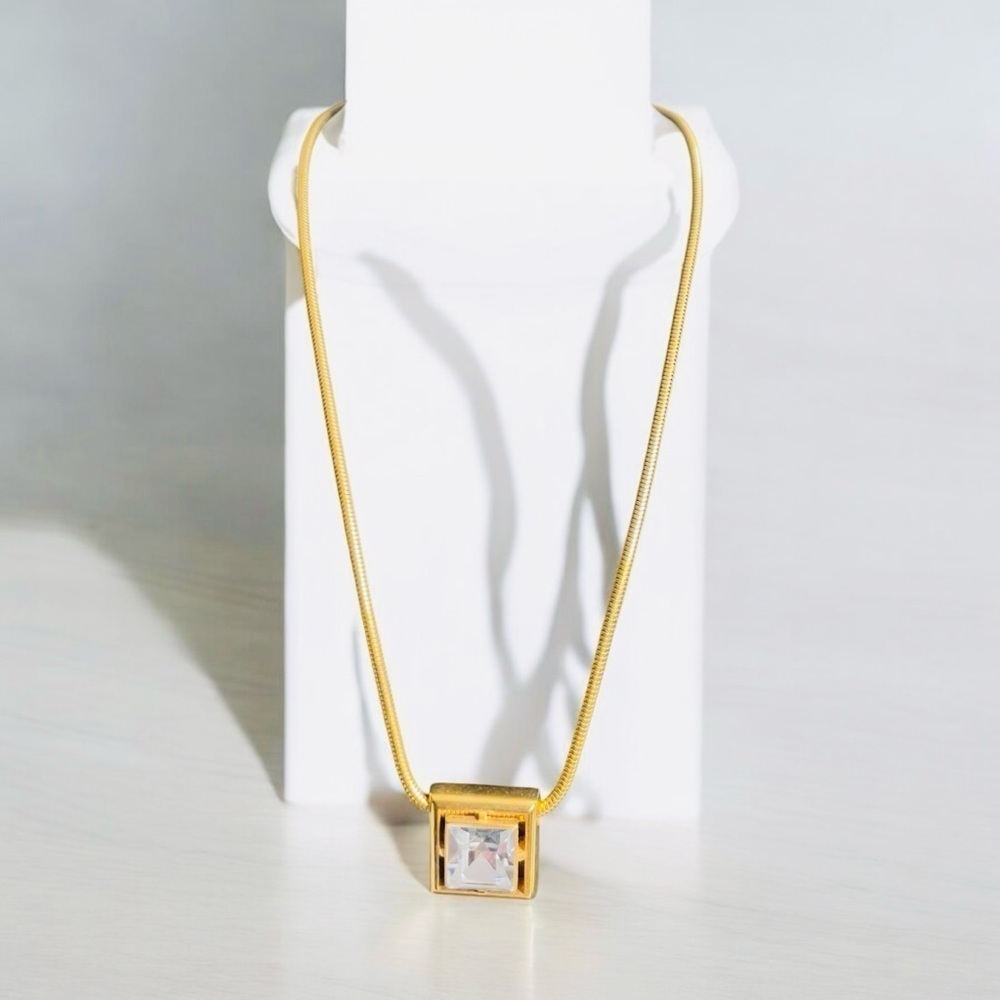 Vintage Avon Large Square Rhinestone Pendant Necklace 9”